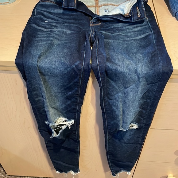 Jeans - Picture 2 of 4